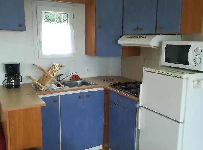 Les De Bes Le Montagnol *